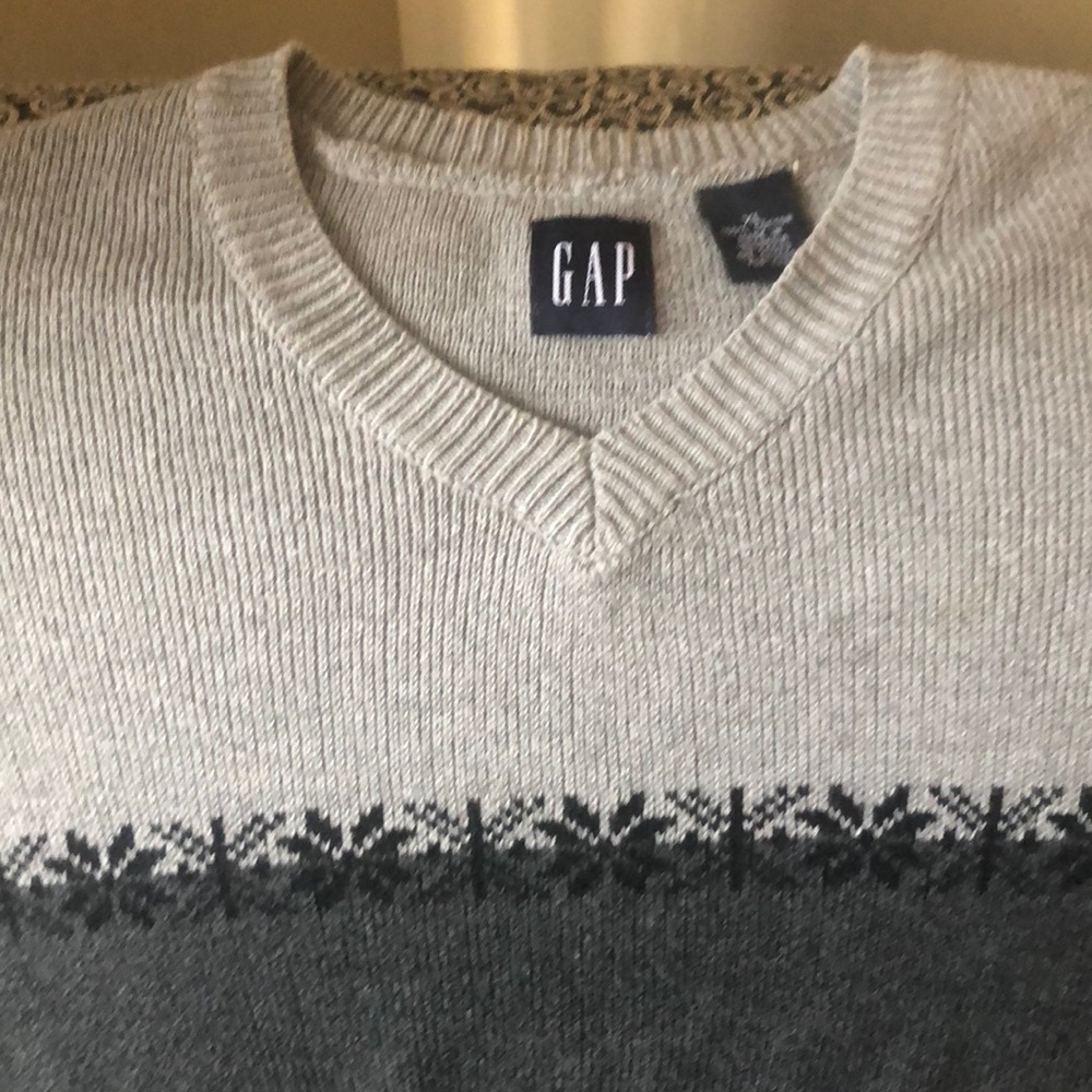 Gap winter sweater